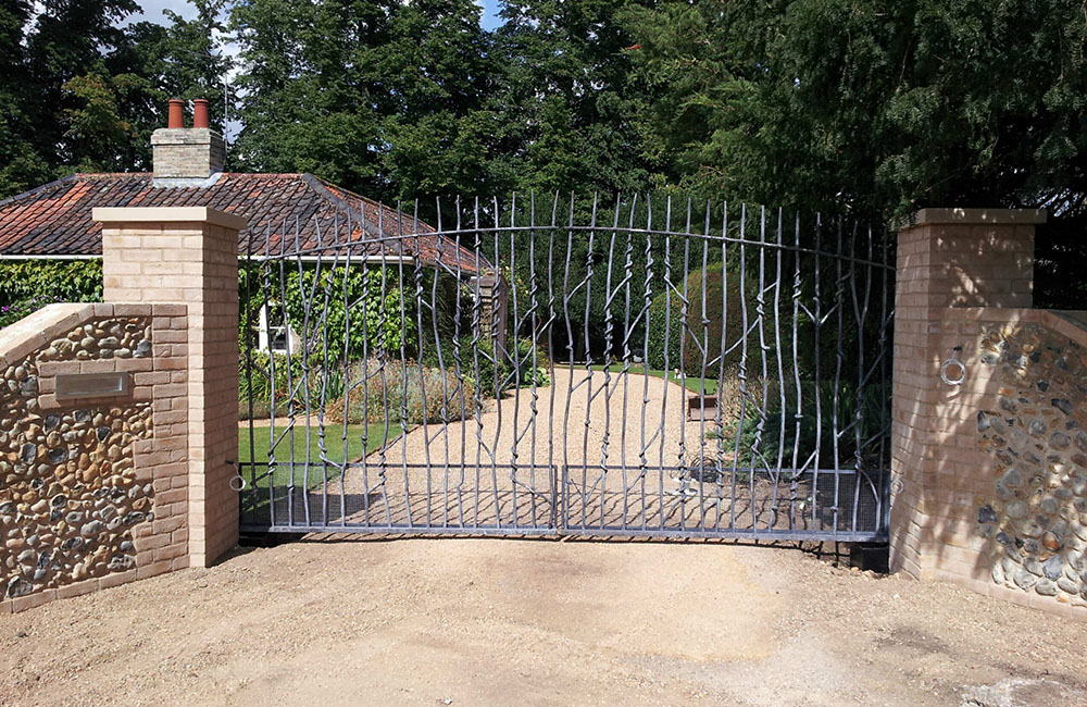 Entrance Gates - Gedding Mill